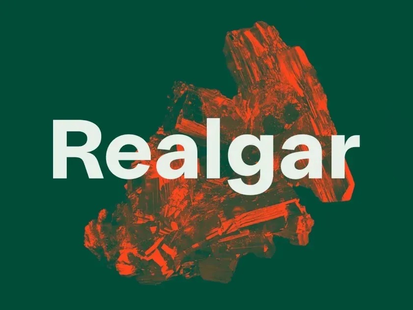 Realgar Font Family